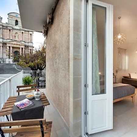 Piazza Salvatore 7, Gocce Di Sicilia Holiday home *